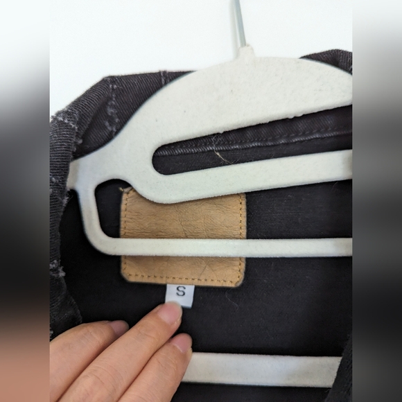 Crop black jean jacket - Picture 3 of 6